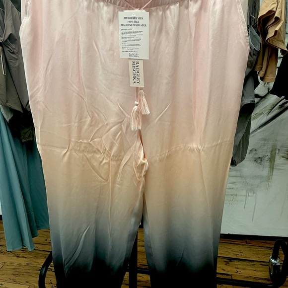 NWT! Badgley Mischka Womens Pink Silk Tie Dye Drawstring Jogger Pants-1x - Picture 4 of 6
